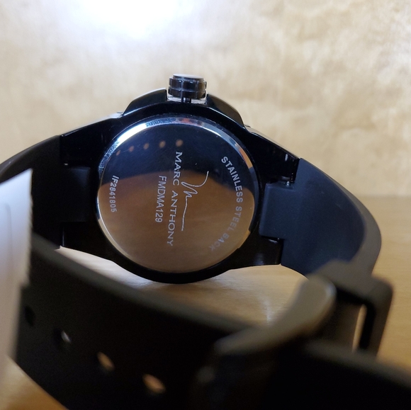 Marc Anthony Display Round dial Quartz Watch 48mm - Picture 6 of 7